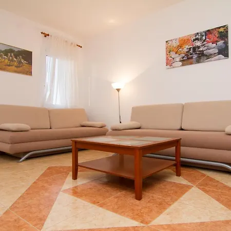 Apartment Volme